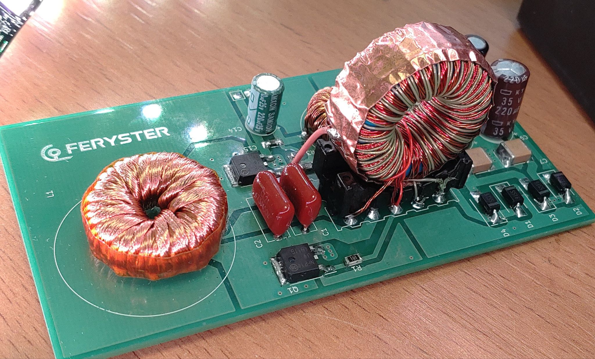 Zasilacz izolowany dla wzmacniacza słuchawkowego w oparciu o Bardzo Ładny Dławik